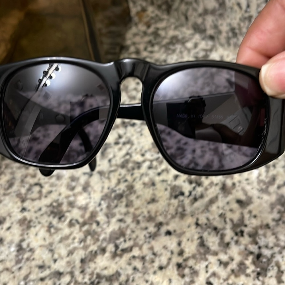 Chanel vintage sunglasses - Picture 16 of 16